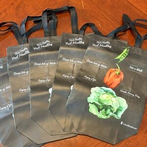 Bundle of 5 Reusable Totes with Produce Pictures - NWOT